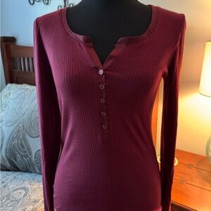 Women's Burgundy Long Sleeve Top